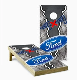 Ford Barb Wire Diamond Plate Cornhole Set With Bags